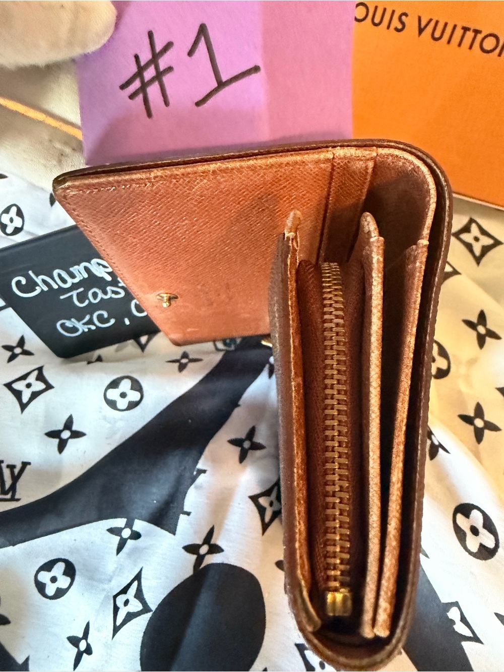 Louis Vuitton Monogram Wallet - Picture 8 of 10